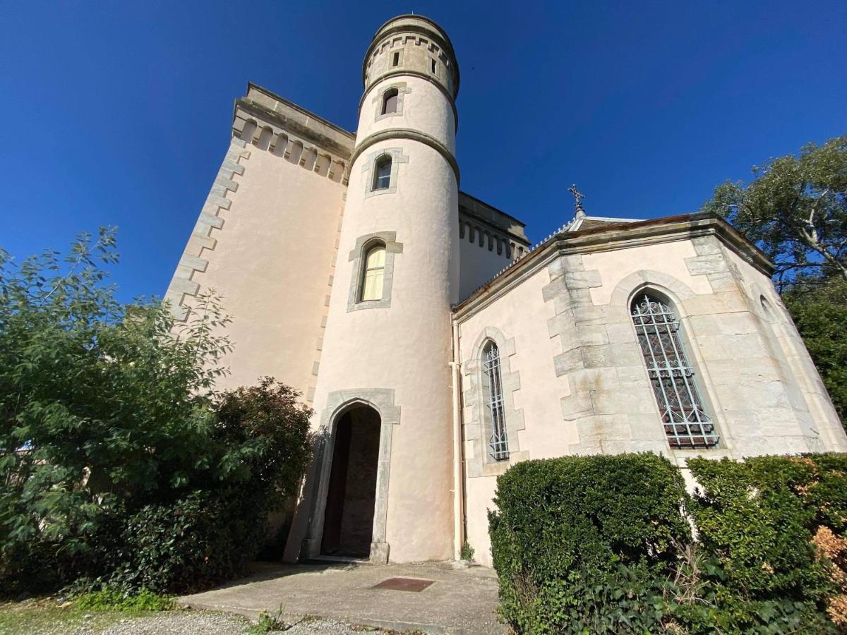 Chateau De Villeneuve - Bed & Breakfast *