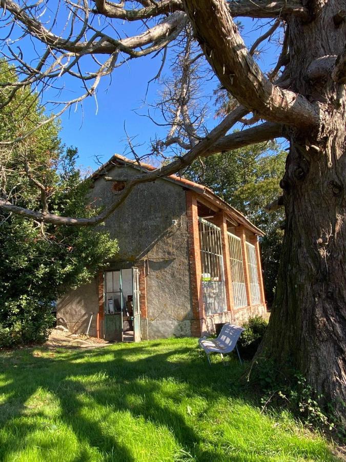 Chateau De Villeneuve - Bed & Breakfast