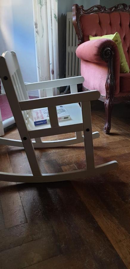 Bed & Breakfast Chateau De Villeneuve - *